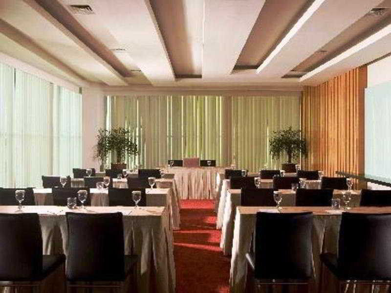 Hotel Santika BSD City-Serpong Exterior foto